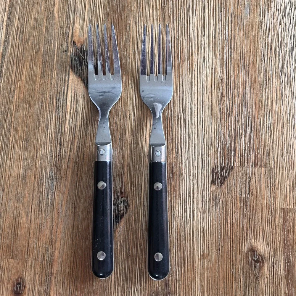 Gibson Casual Living Stainless Steel Black Riveted Handle Forks Set of 2